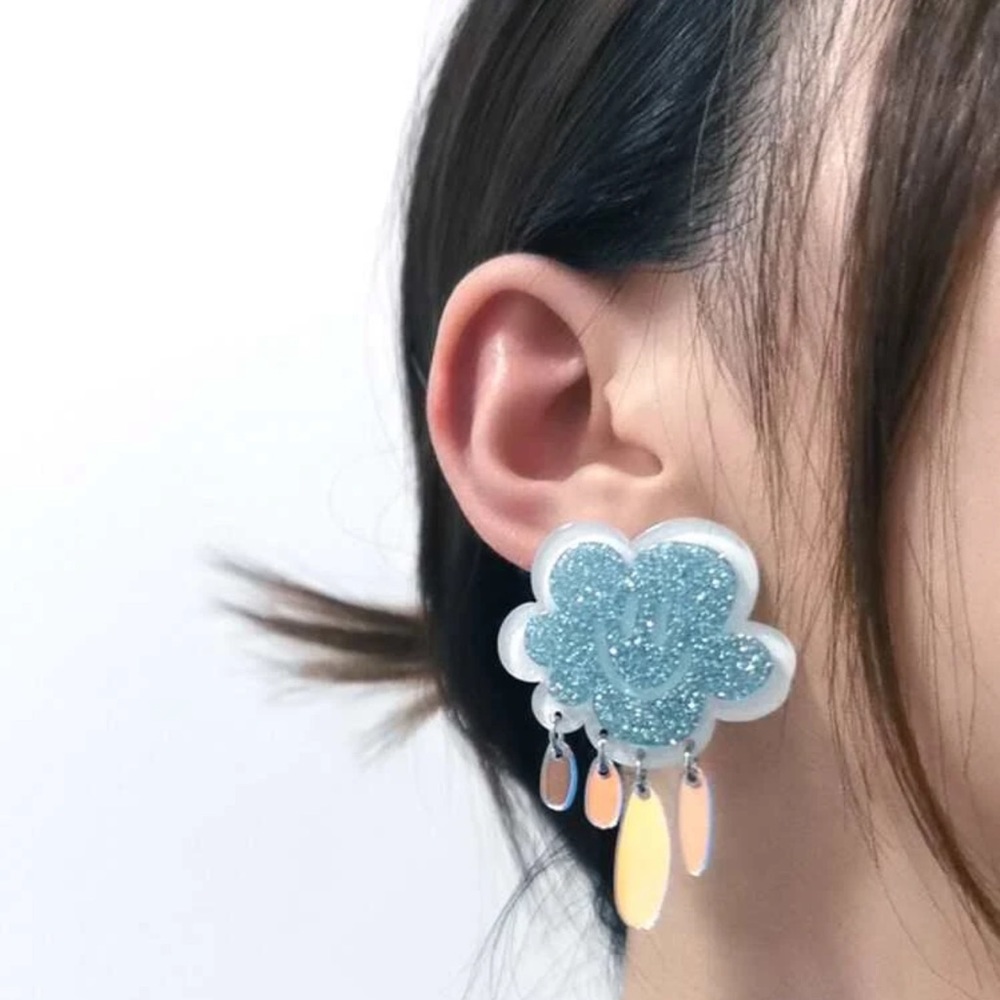 🌧️ Super Adorable Large Smily Face Glitter Iridescent Rain Cloud Stud Earrings